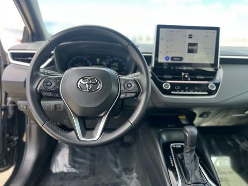 Certified 2026 Toyota Corolla SE w/ SE Package FWD image 7