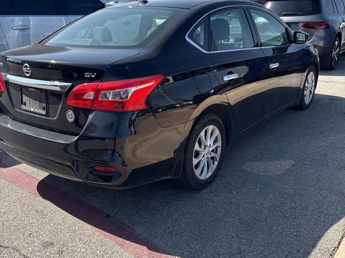 Used 2019 Nissan Sentra SV image 7