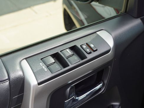 Used 2024 Toyota 4Runner SR5 image 18