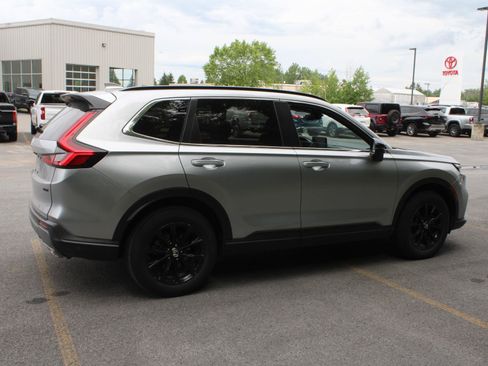 Used 2025 Honda CR-V Sport-L image 4