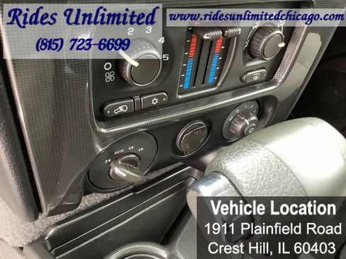 Used 2007 GMC Envoy SLE image 15