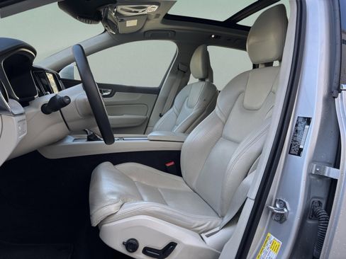 Used 2018 Volvo XC60 T6 Inscription w/ Luxury Seat Package image 14