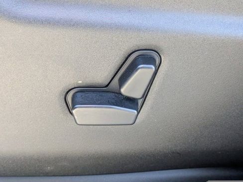 Used 2019 Jeep Grand Cherokee Trailhawk w/ Trailhawk Luxury Group image 17