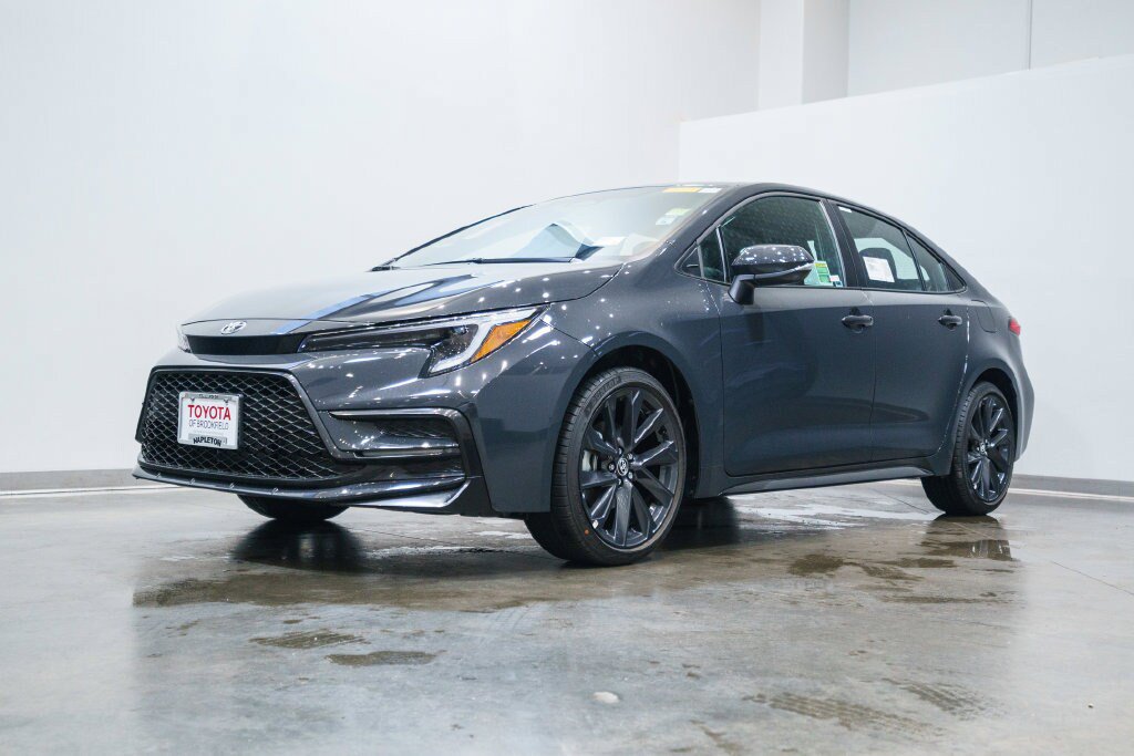 Certified 2026 Toyota Corolla SE FWD image 3