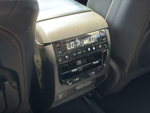 Certified 2024 Jeep Grand Cherokee L Summit AWD/4WD image 29