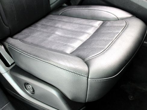 Used 2018 Mercedes-Benz GLS 450 4MATIC w/ Premium Package image 51