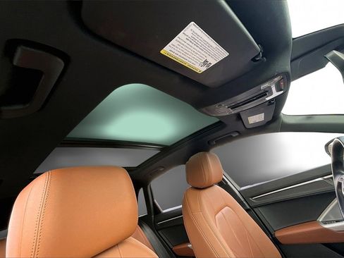 Used 2022 Audi Q3 2.0T Premium Plus w/ Premium Plus Package image 22