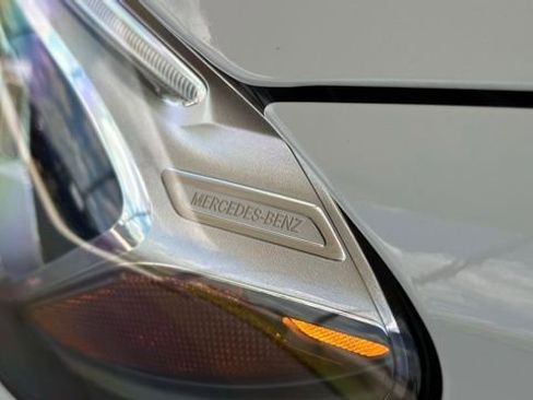 Used 2024 Mercedes-Benz GLC 300 GLC 300 image 13