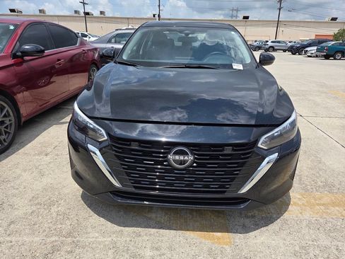 Used 2025 Nissan Sentra S FWD image 6
