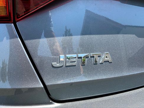 Used 2019 Volkswagen Jetta SE FWD image 31