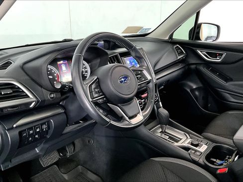 Used 2022 Subaru Forester Premium image 18