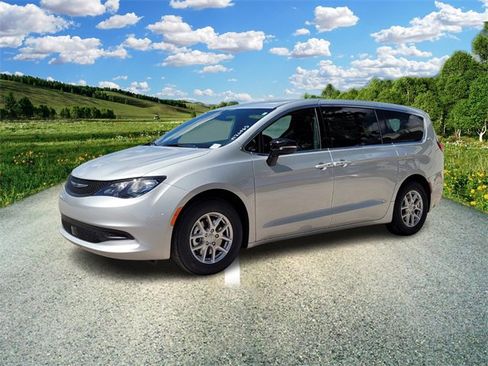 New 2026 Chrysler Voyager LX image 2