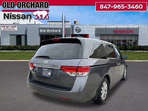 Used 2017 Honda Odyssey EX image 4