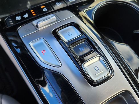 Used 2024 Hyundai Tucson Limited image 23