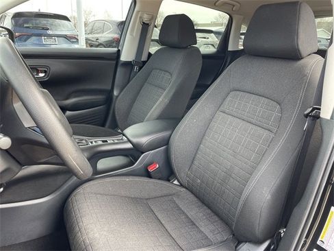 Certified 2025 Honda HR-V LX image 23