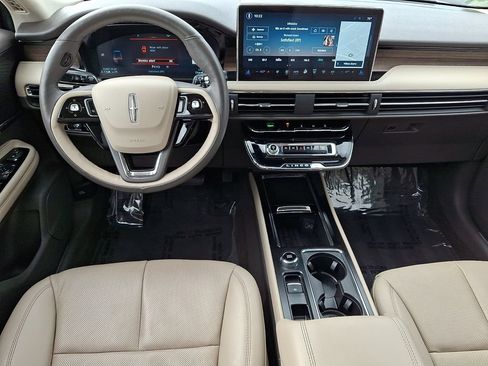 Certified 2023 Lincoln Corsair Reserve w/ Equipment Group 201A AWD/4WD image 11
