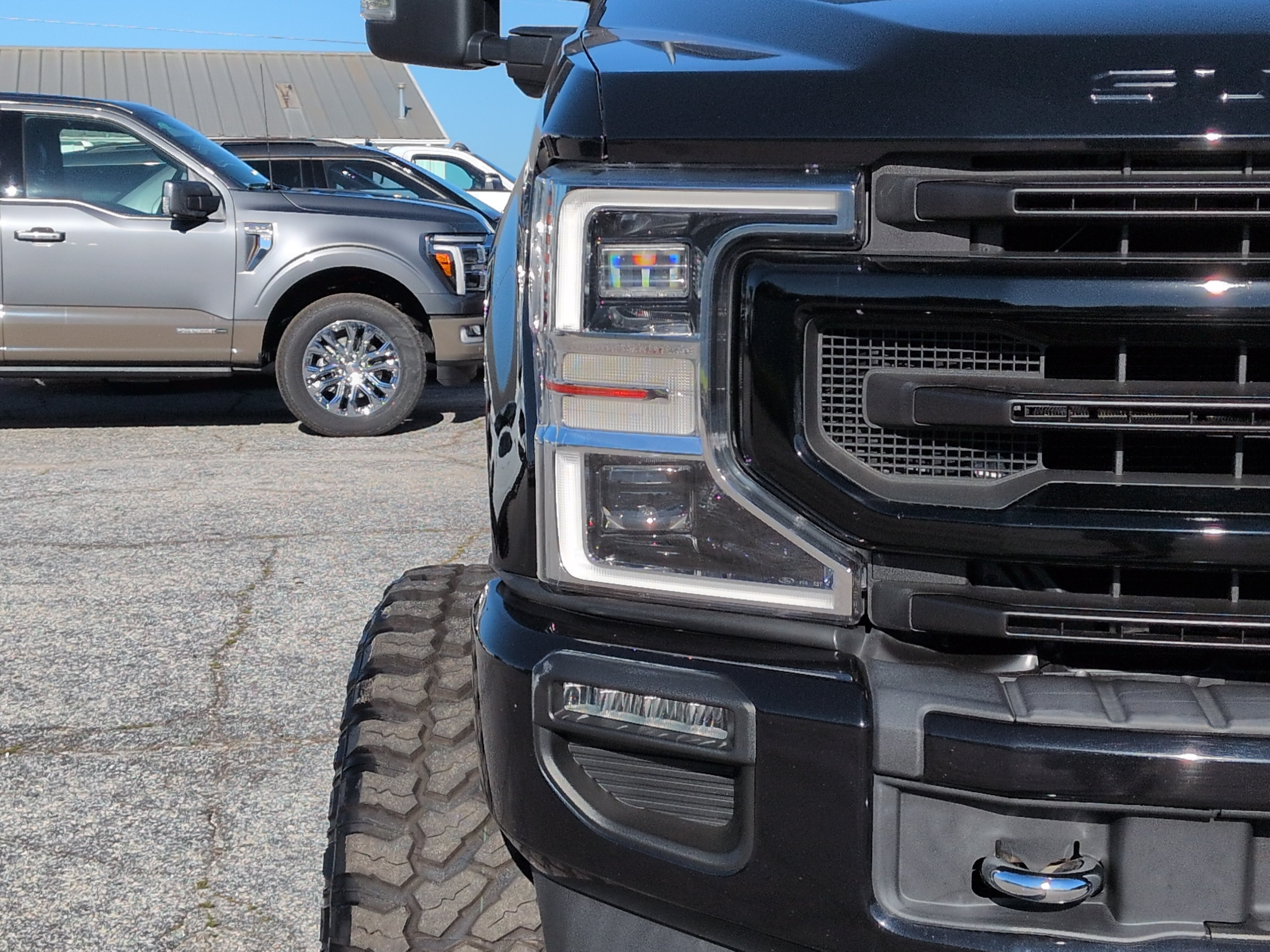 Used 2020 Ford F250 Platinum AWD/4WD image 8