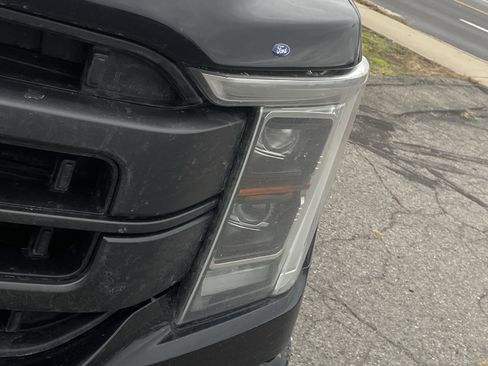 Used 2021 Ford F150 Lariat w/ Equipment Group 502A High image 9