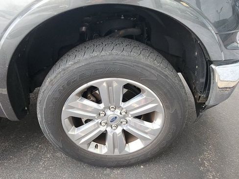 Used 2019 Ford F150 Lariat w/ Equipment Group 502A Luxury image 9