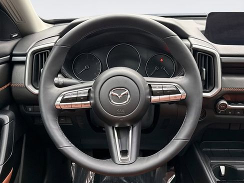 Used 2025 MAZDA CX-50 Meridian Edition w/ Weather Package image 12