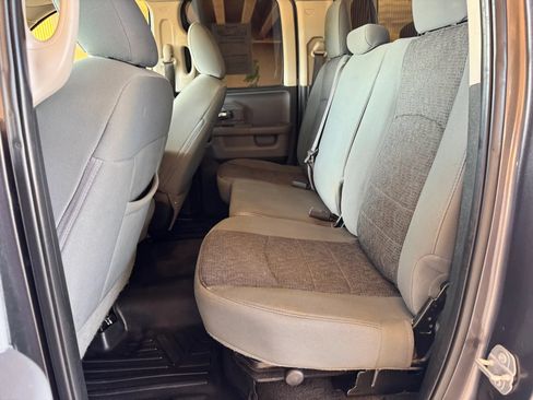 Used 2018 RAM 1500 Big Horn AWD/4WD image 19