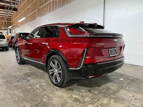 Certified 2024 Cadillac Lyriq Luxury RWD image 3