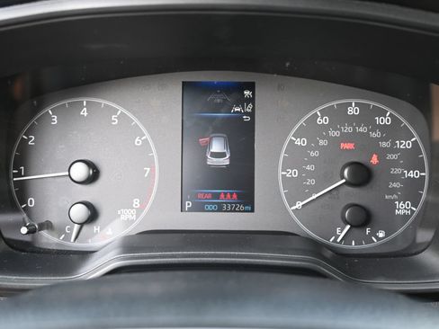 Used 2024 Toyota Corolla Cross LE AWD/4WD image 11