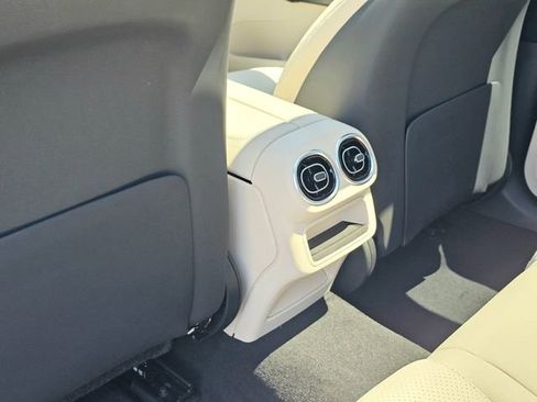 New 2026 Mercedes-Benz GLC 300 4MATIC image 24
