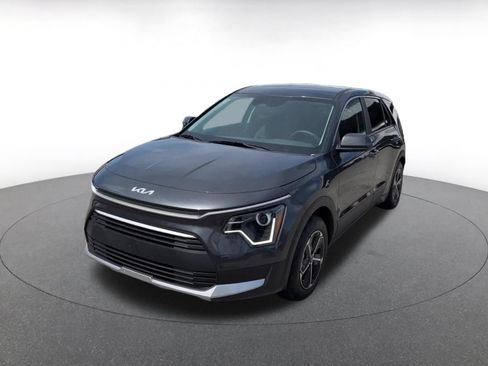 Used 2026 Kia Niro LX FWD image 4