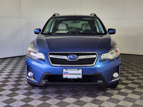 Used 2017 Subaru Crosstrek 2.0i Premium image 2