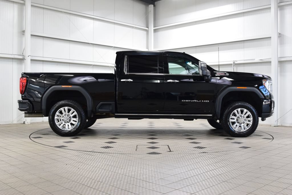 Used 2023 GMC Sierra 3500 Denali AWD/4WD image 9
