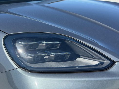 New 2026 Porsche Cayenne image 12