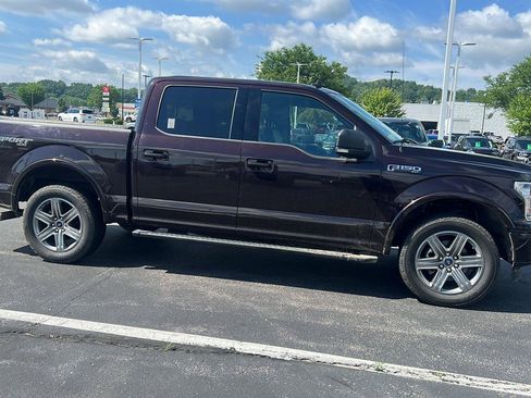 Used 2019 Ford F150 XLT w/ Equipment Group 302A Luxury AWD/4WD image 4