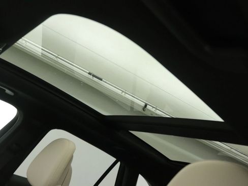 New 2026 Mercedes-Benz GLC 300 image 13