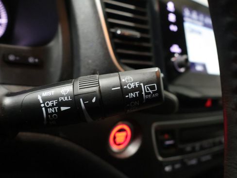 Used 2023 Honda Passport TrailSport image 38