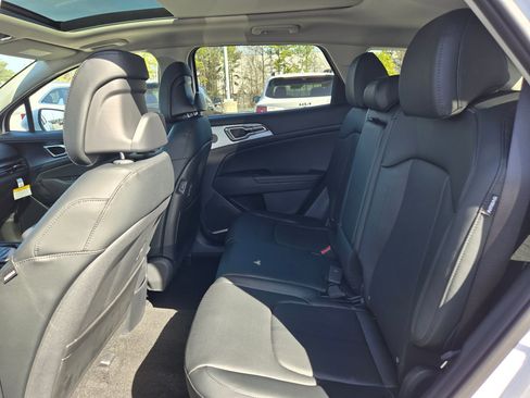 New 2026 Kia Sportage EX w/ EX Panorama Roof Package FWD image 26