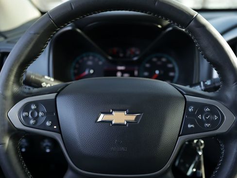 Used 2022 Chevrolet Colorado Z71 image 11