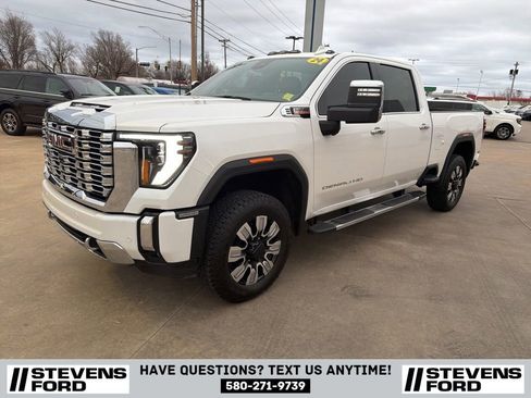Used 2024 GMC Sierra 2500 Denali w/ Denali Reserve Package image 10