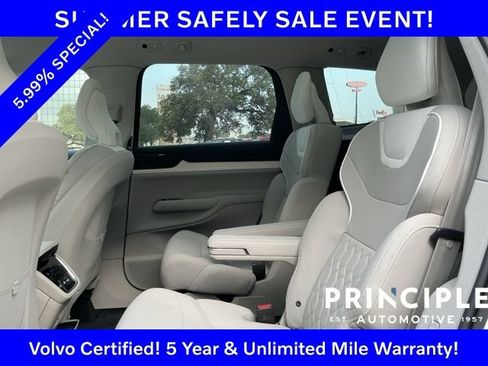 Certified 2025 Volvo EX90 Ultra AWD/4WD image 32