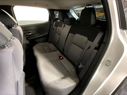 New 2026 Nissan Kicks SV image 15