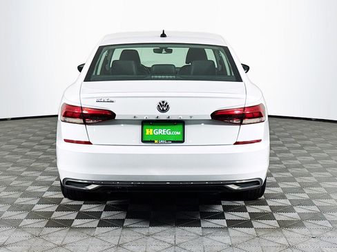 Used 2020 Volkswagen Passat 2.0T SE image 8
