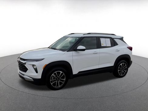 Used 2025 Chevrolet TrailBlazer LT image 8