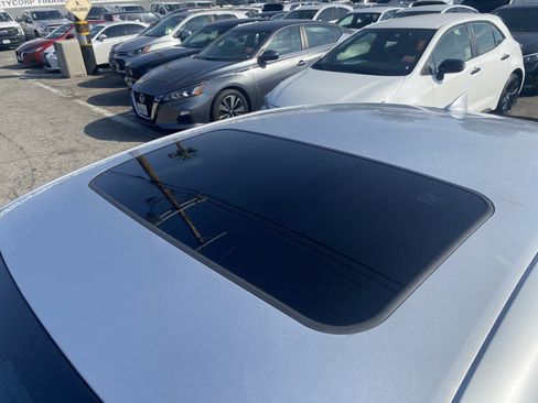 Used 2015 Lexus IS 250 w/ Navigation System Package RWD image 10