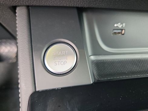 Used 2023 Audi A4 2.0T Premium Plus w/ Premium Plus Package AWD/4WD image 27