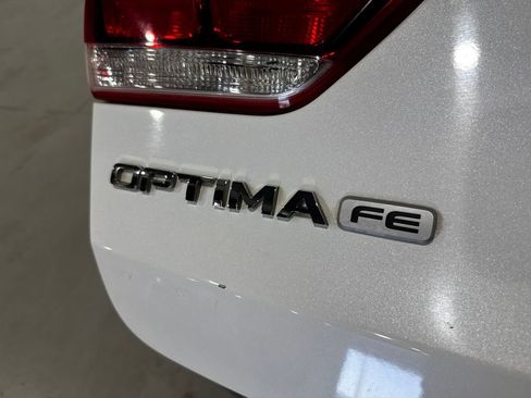 Used 2020 Kia Optima LX FWD image 29