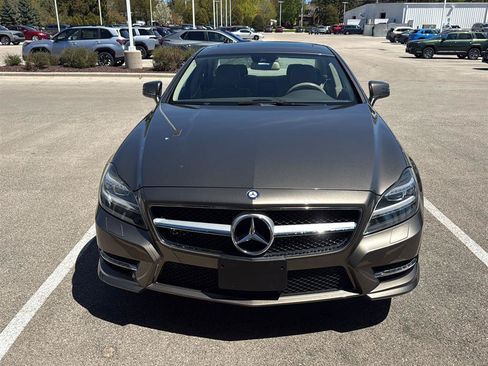 Used 2012 Mercedes-Benz CLS 550 4MATIC image 3
