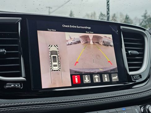 New 2026 Chrysler Pacifica Select image 22