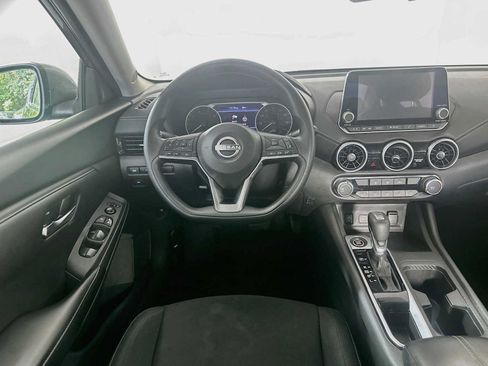 Used 2024 Nissan Sentra SV FWD image 19
