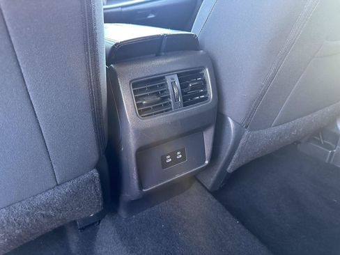 Used 2024 Nissan Rogue SV FWD image 12