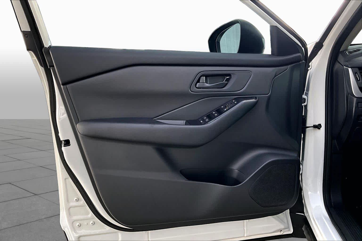 Certified 2026 Nissan Rogue S AWD/4WD image 41